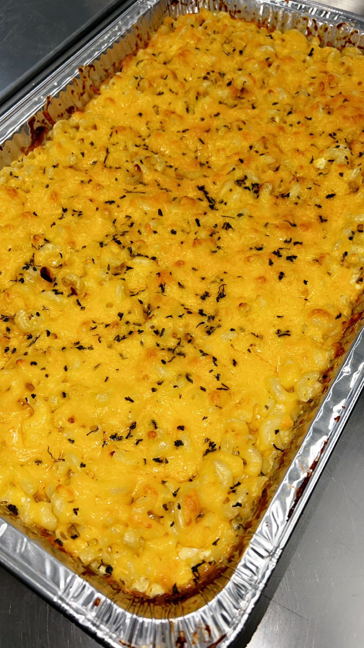 Oven-baked macaroni and cheese